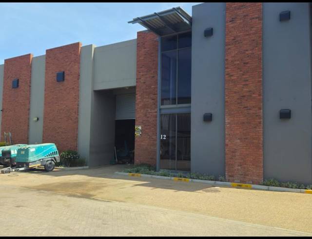 INDUSTRIAL PROPERTY TO RENT IN STIKLAND INDUSTRIAL